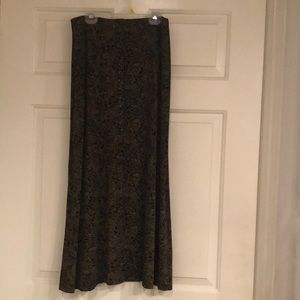 90% Rayon/10% Spandex Skirt/Elastic Waist